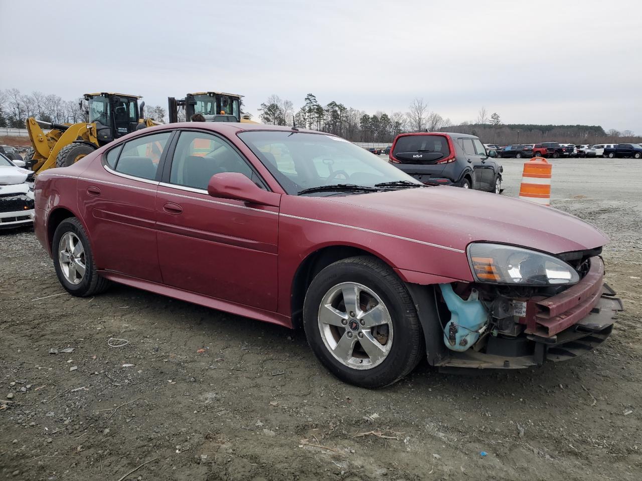 2005 Pontiac Grand Prix - Image 4