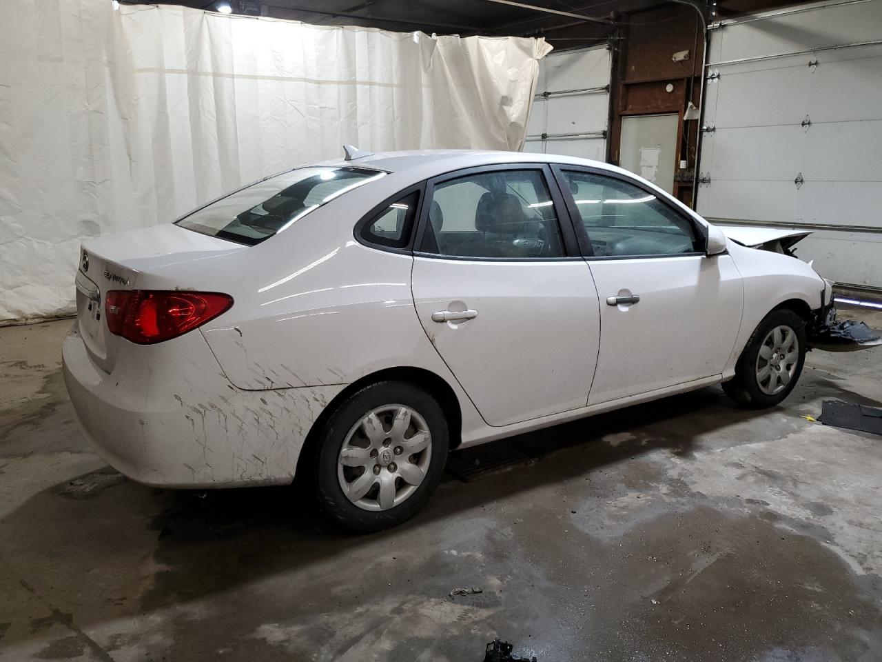 2010 Hyundai Elantra - Image 3