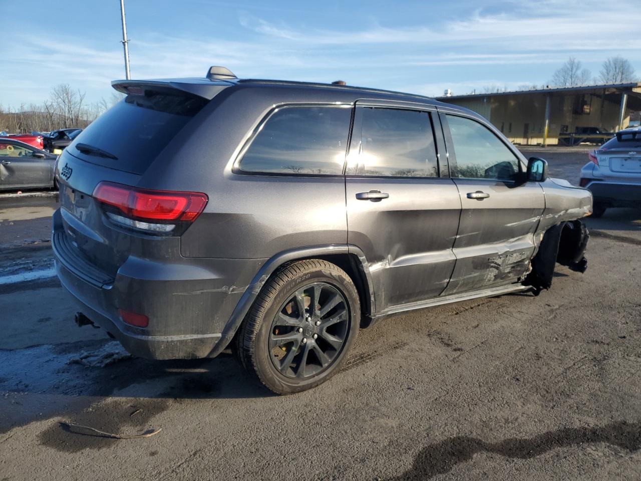 2019 Jeep Grand Cherokee - Image 3