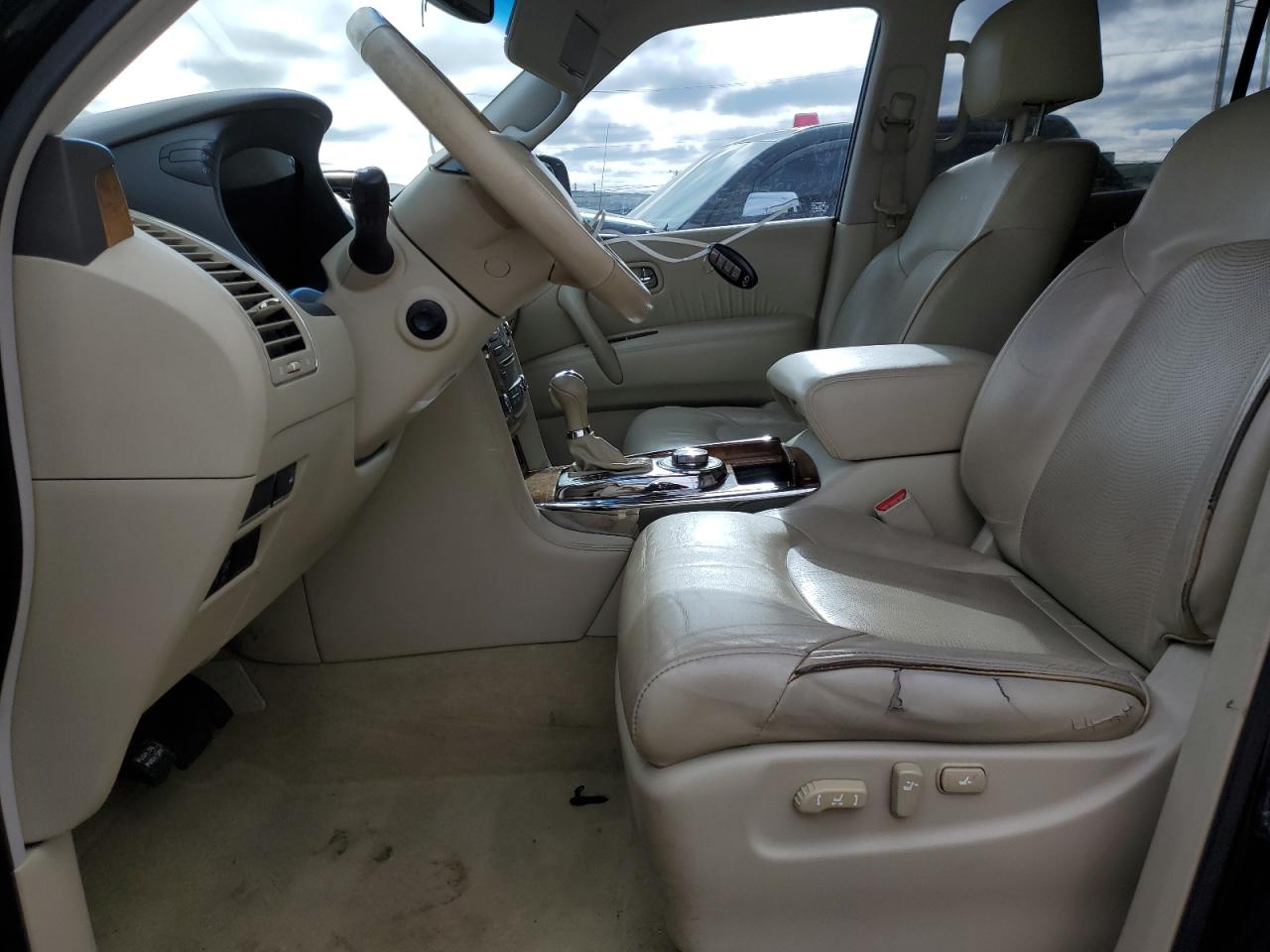 2013 Infiniti QX56 - Image 7