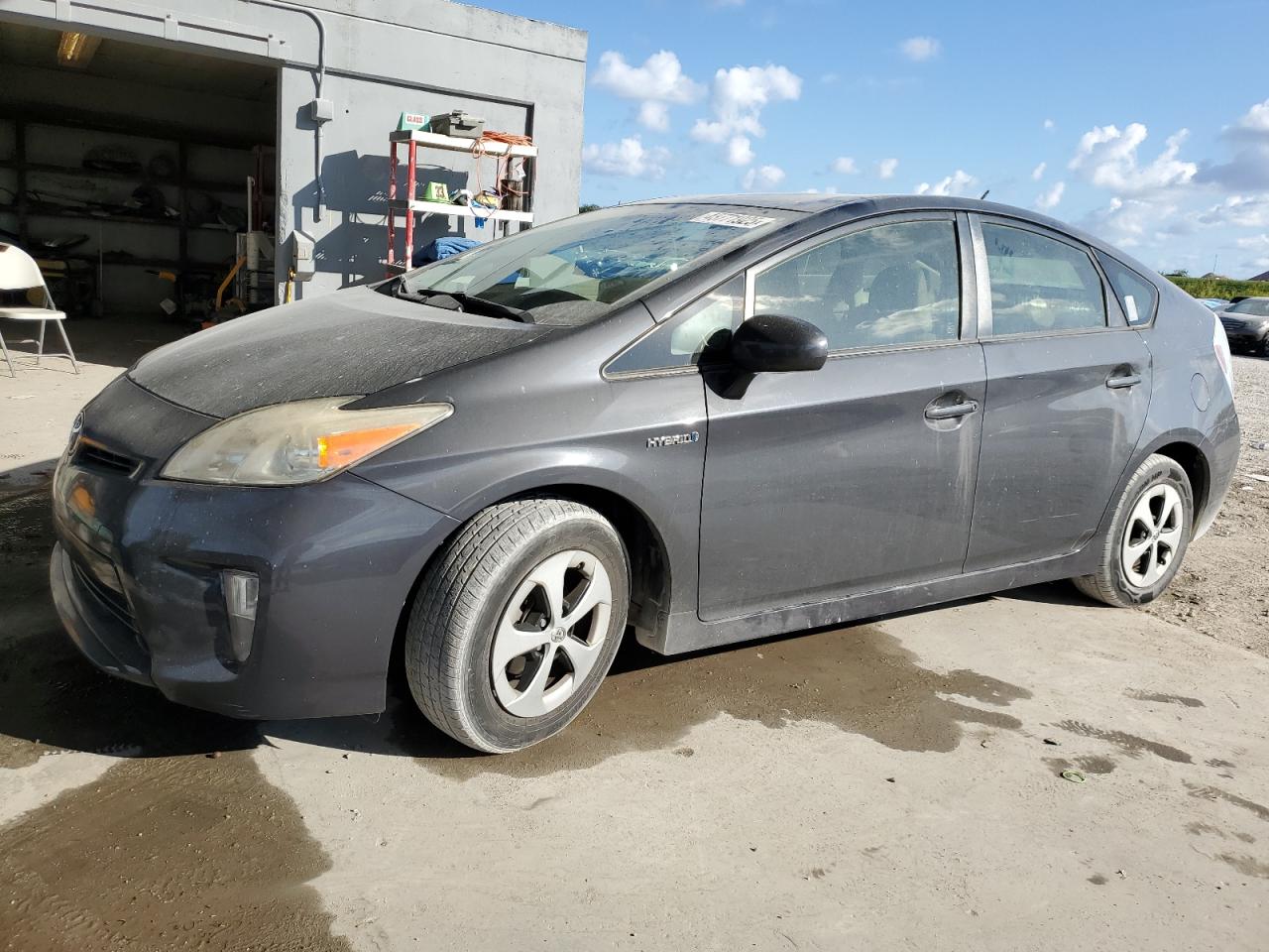 2015 Toyota Prius - Image 1