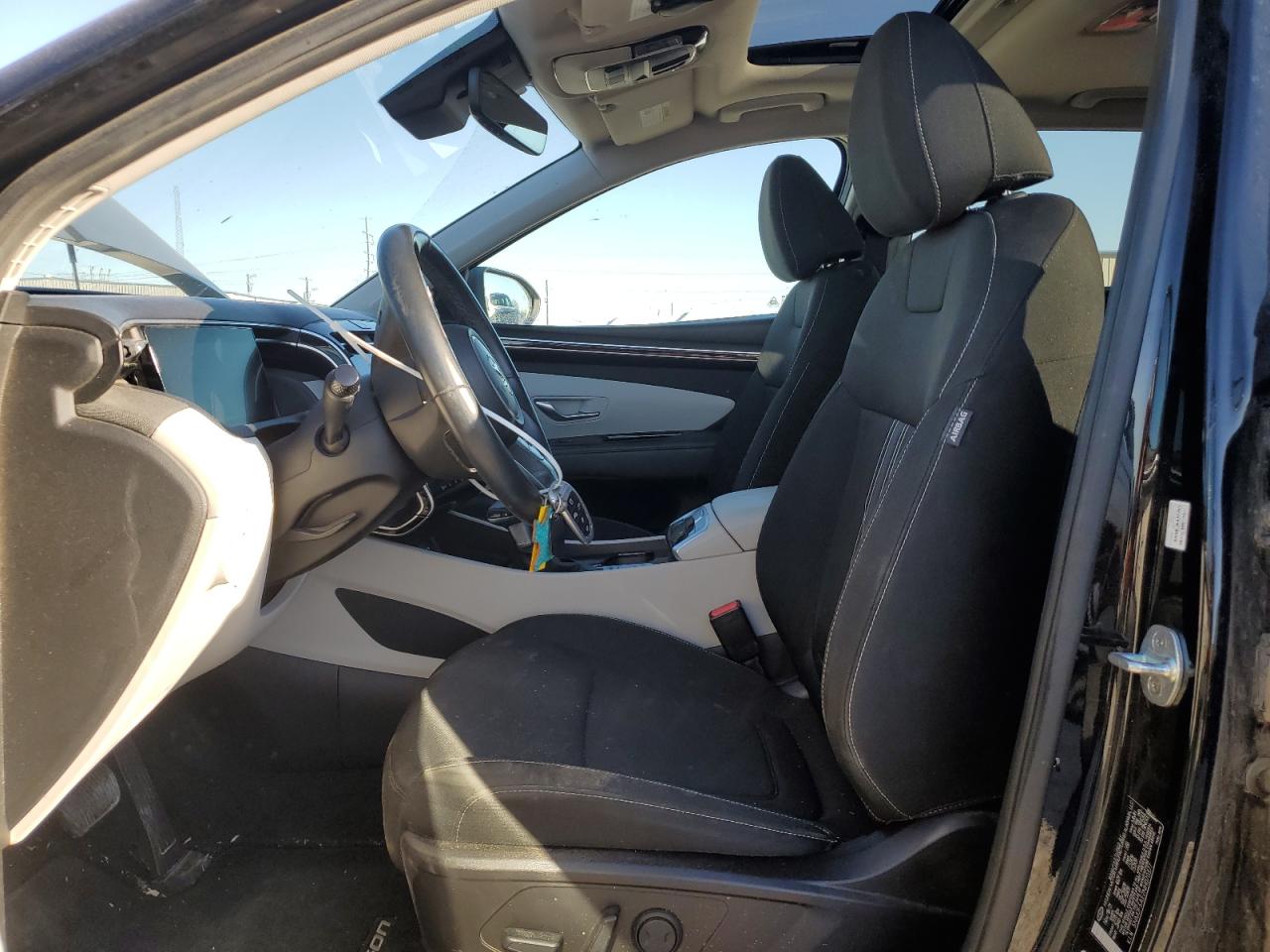 2022 Hyundai Tucson - Image 7
