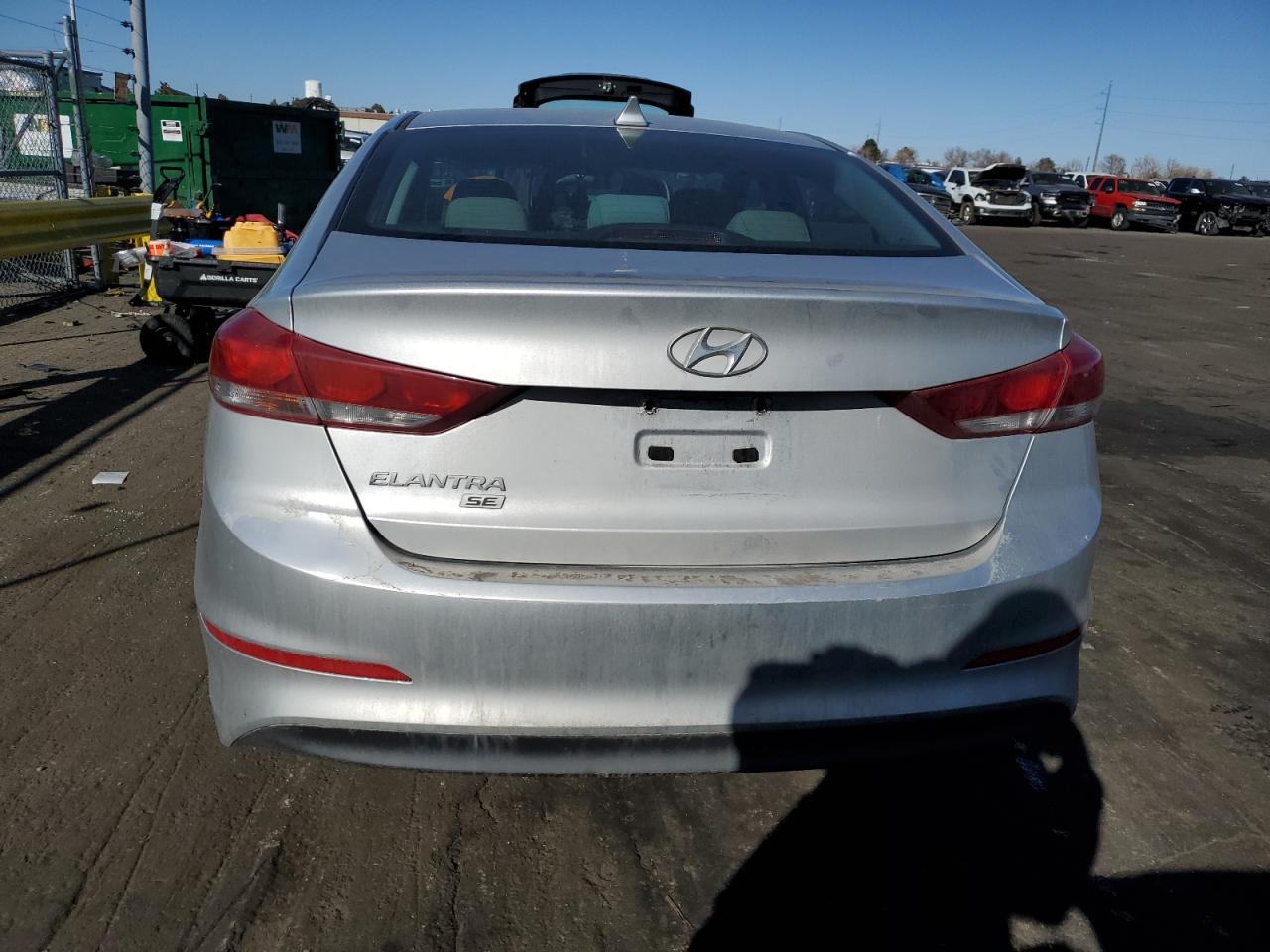 2017 Hyundai Elantra - Image 6