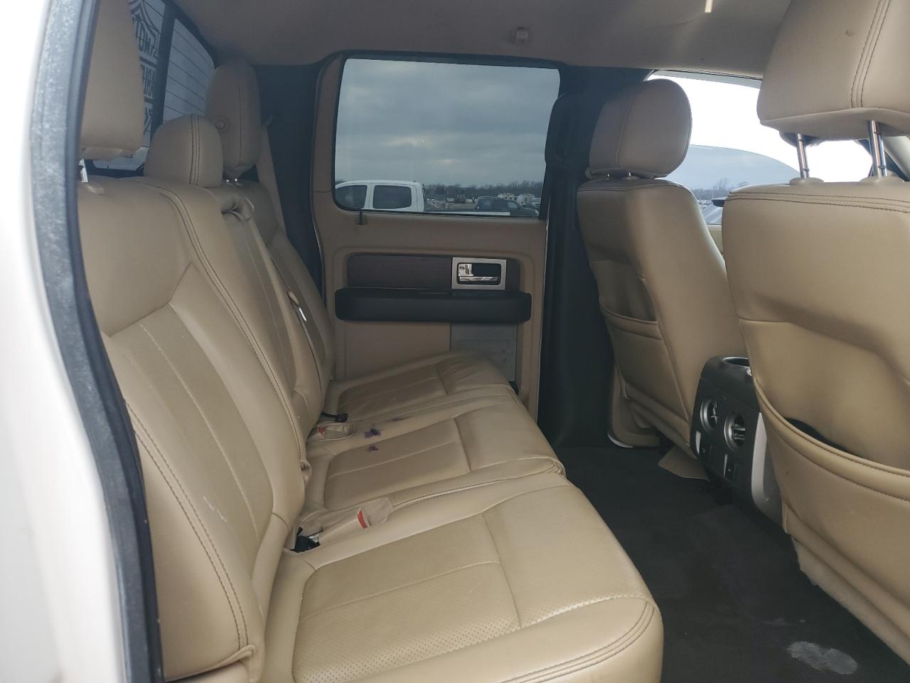 2013 Ford F-150 - Image 11