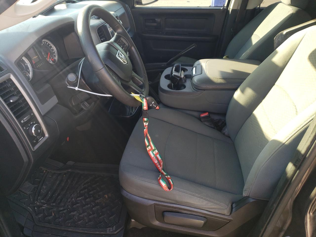 2015 RAM 1500 - Image 7