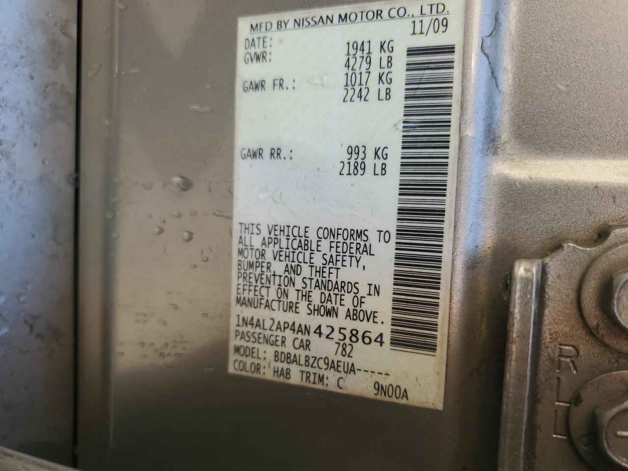 2010 Nissan Altima - Image 12