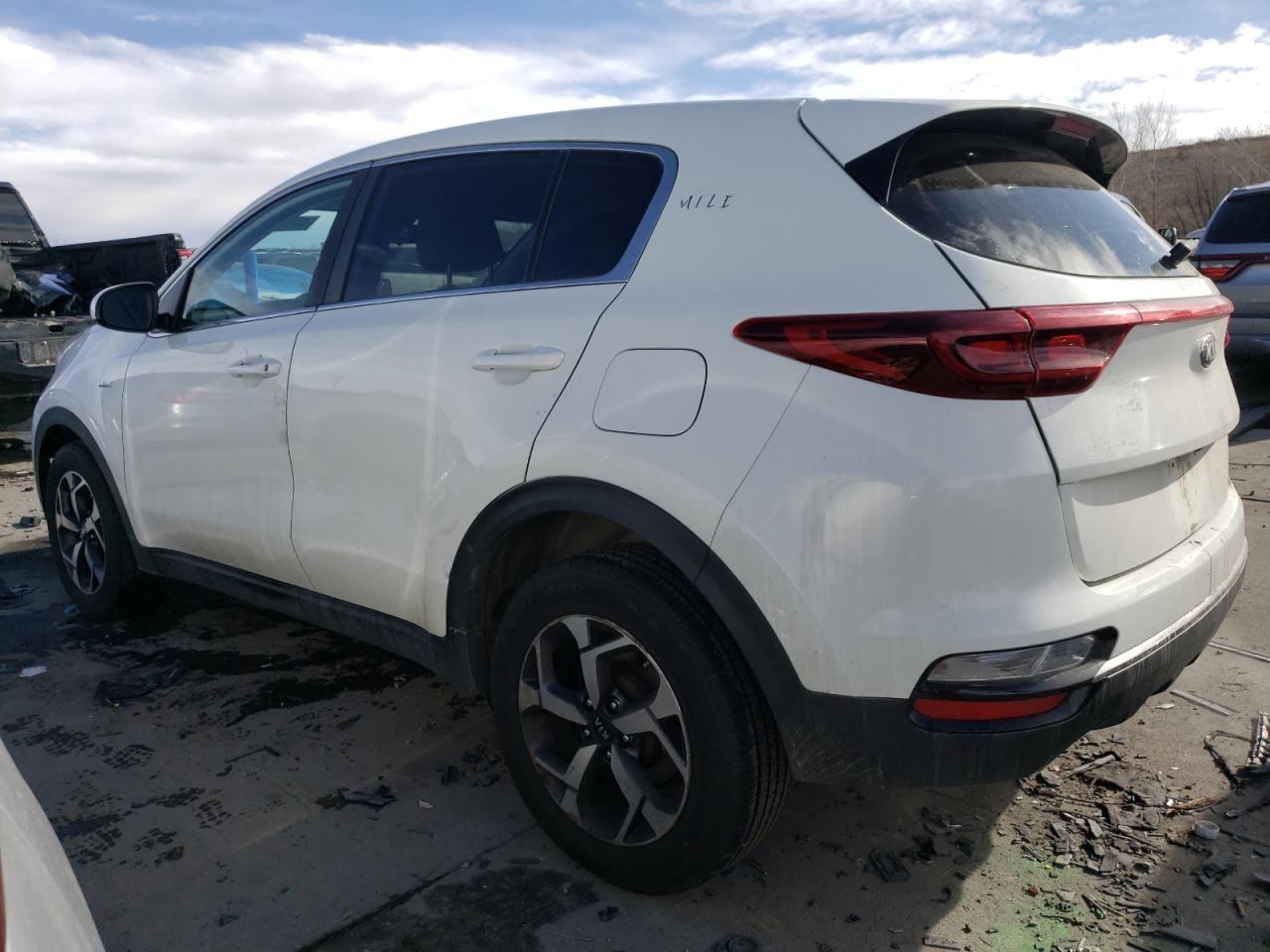 2020 Kia Sportage - Image 2