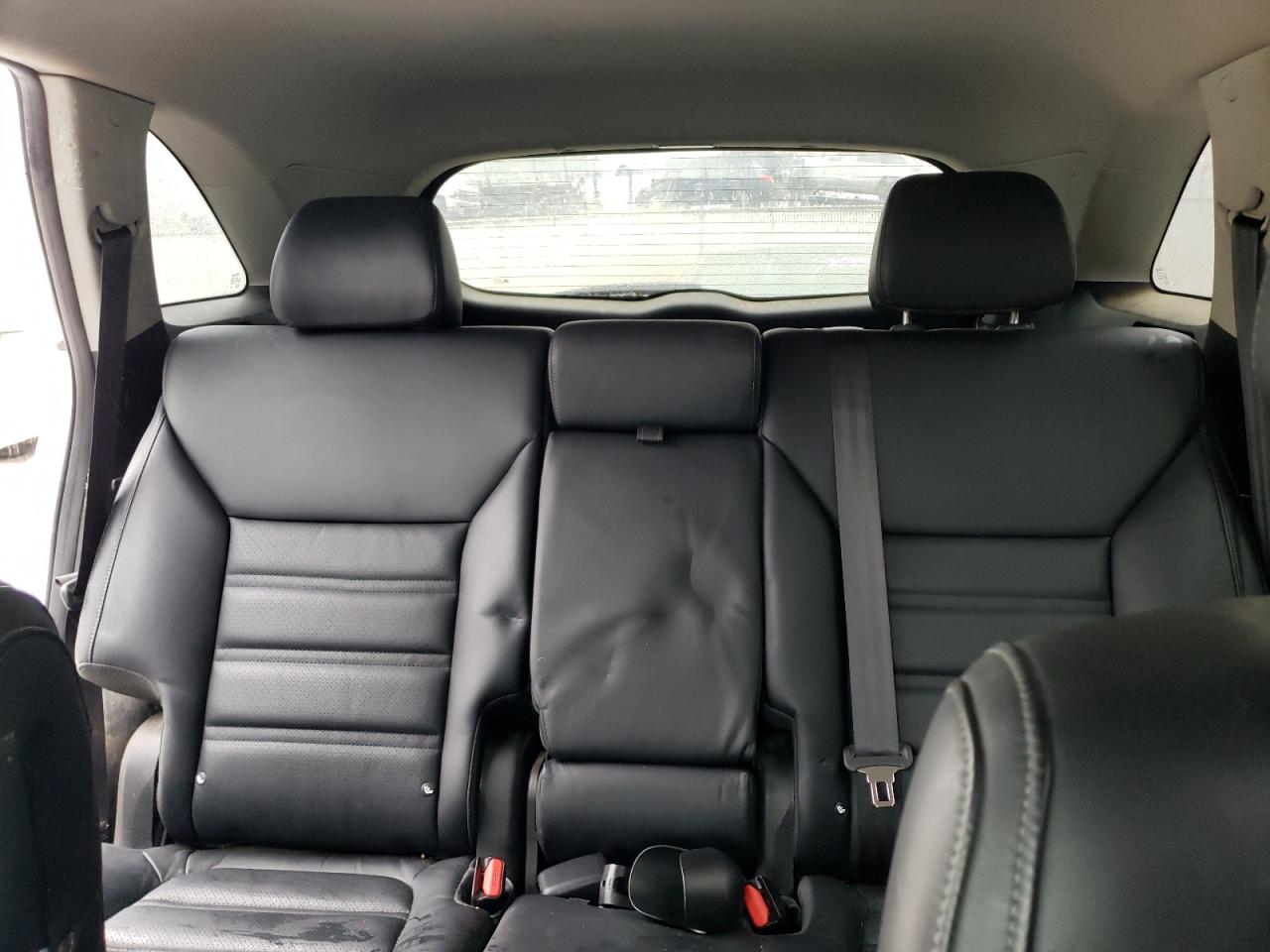 2016 Kia Sorento - Image 10