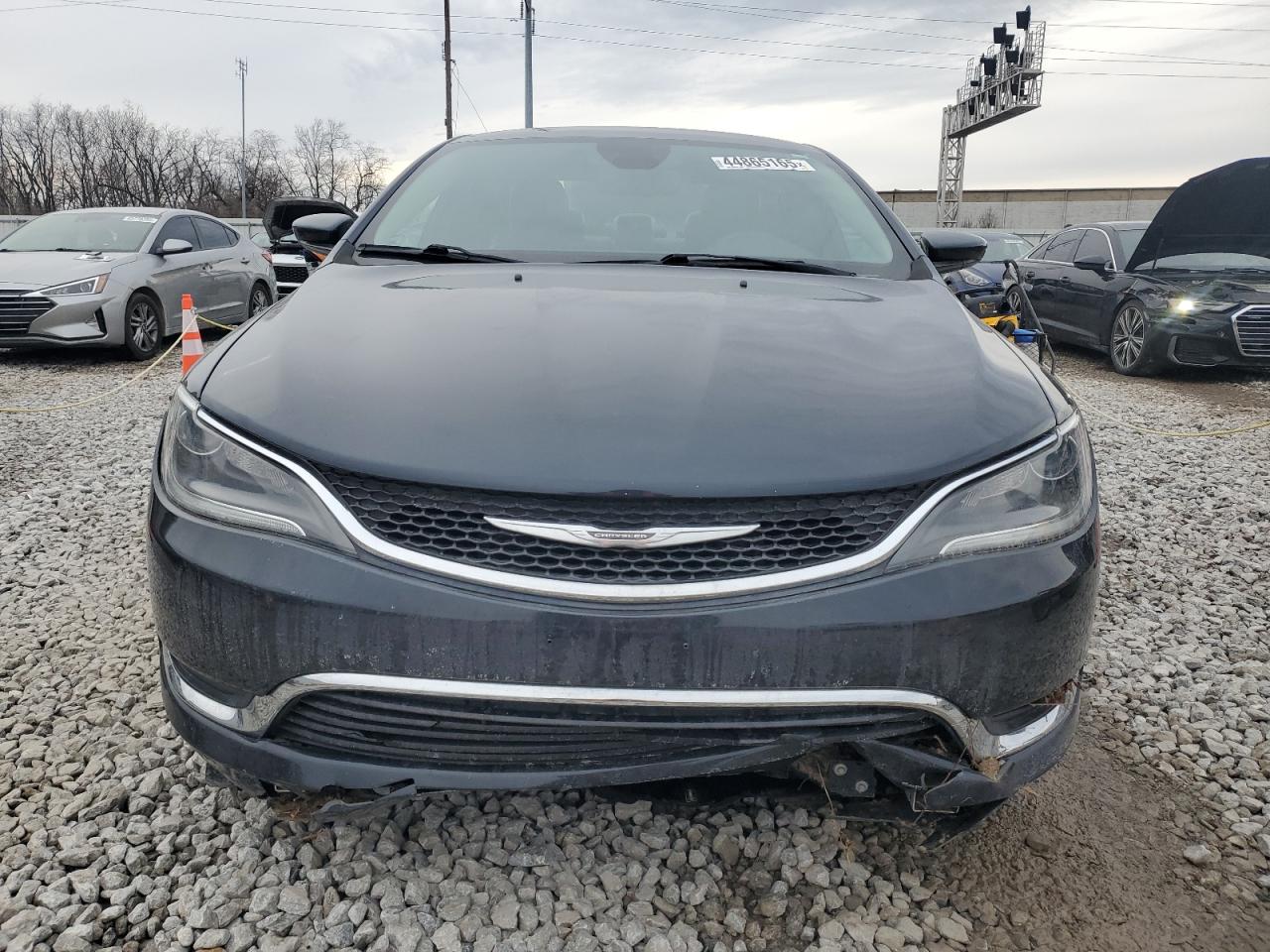 2016 Chrysler 200 - Image 5