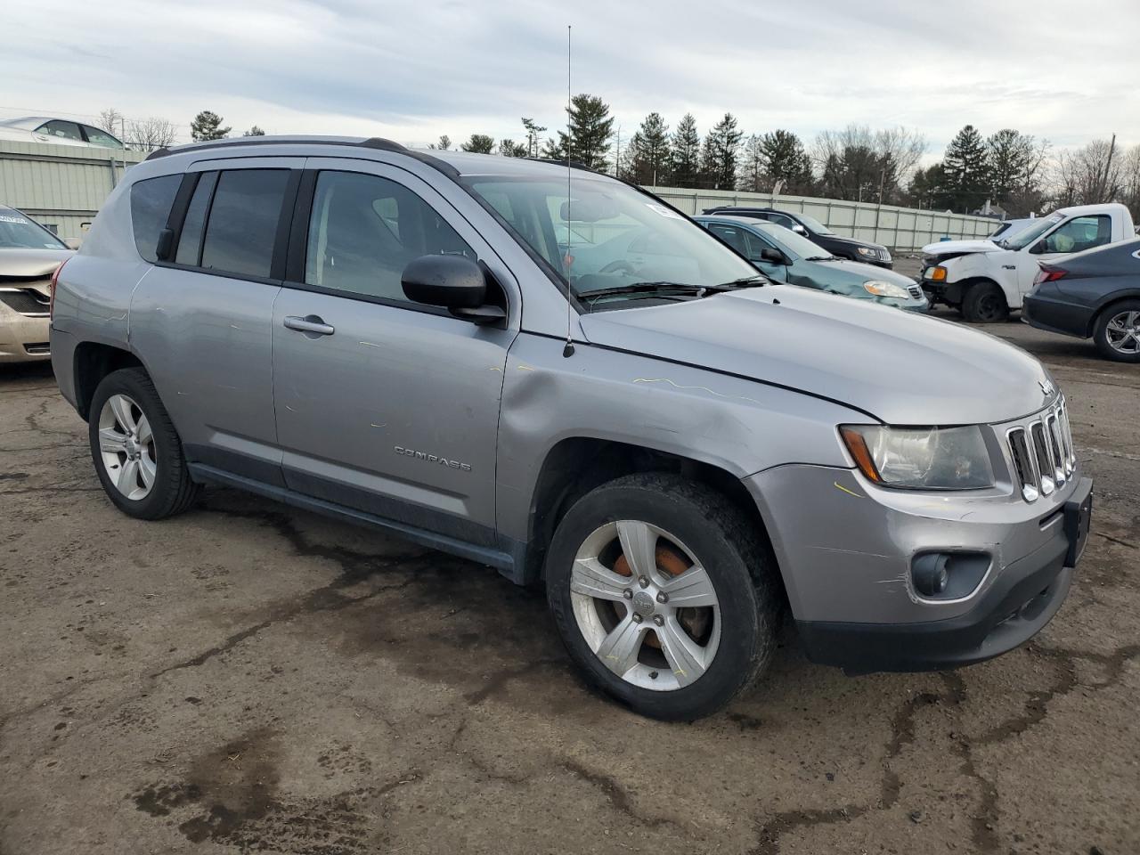 2016 Jeep Compass - Image 4