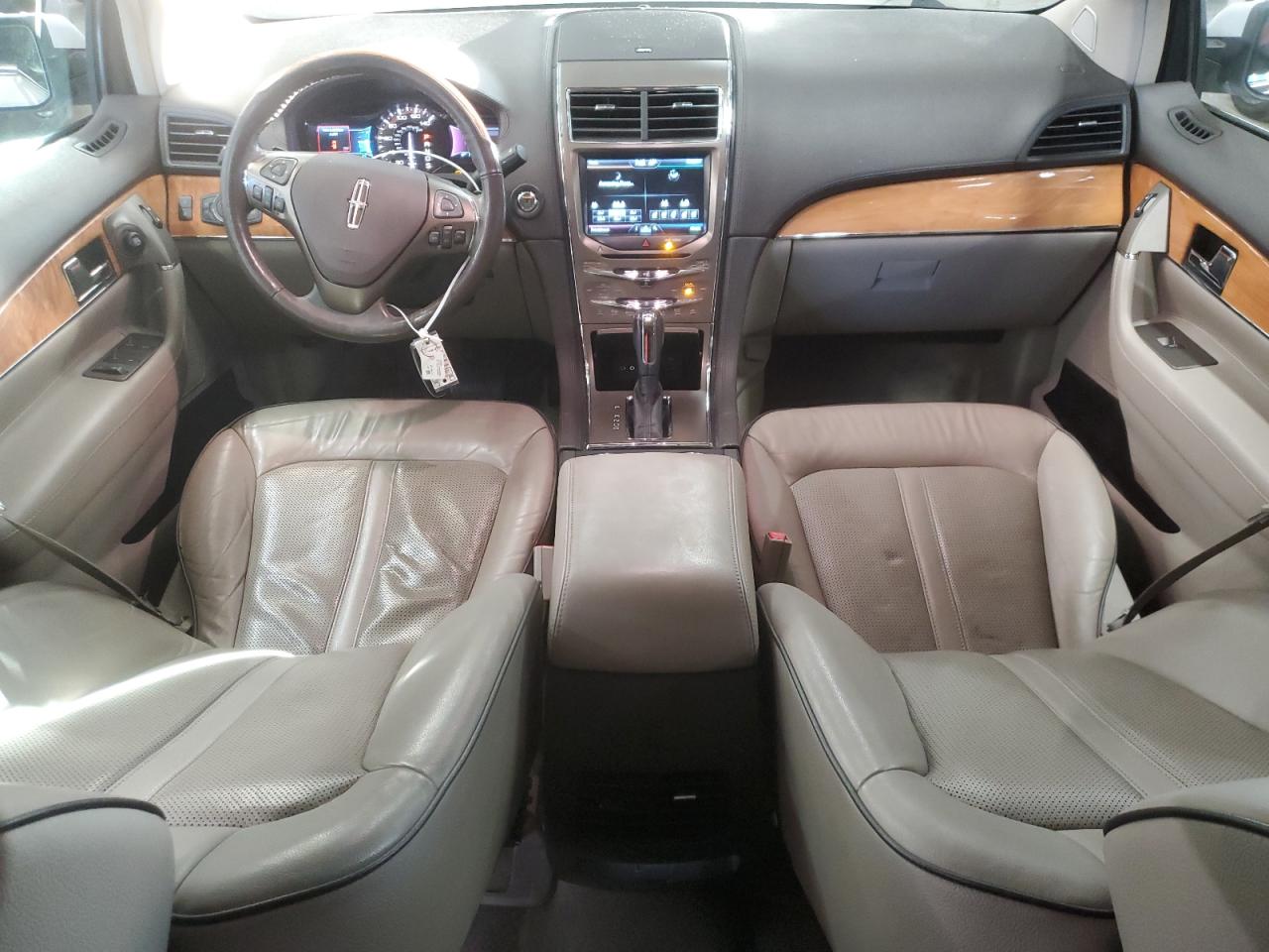 2014 Lincoln MKX - Image 8