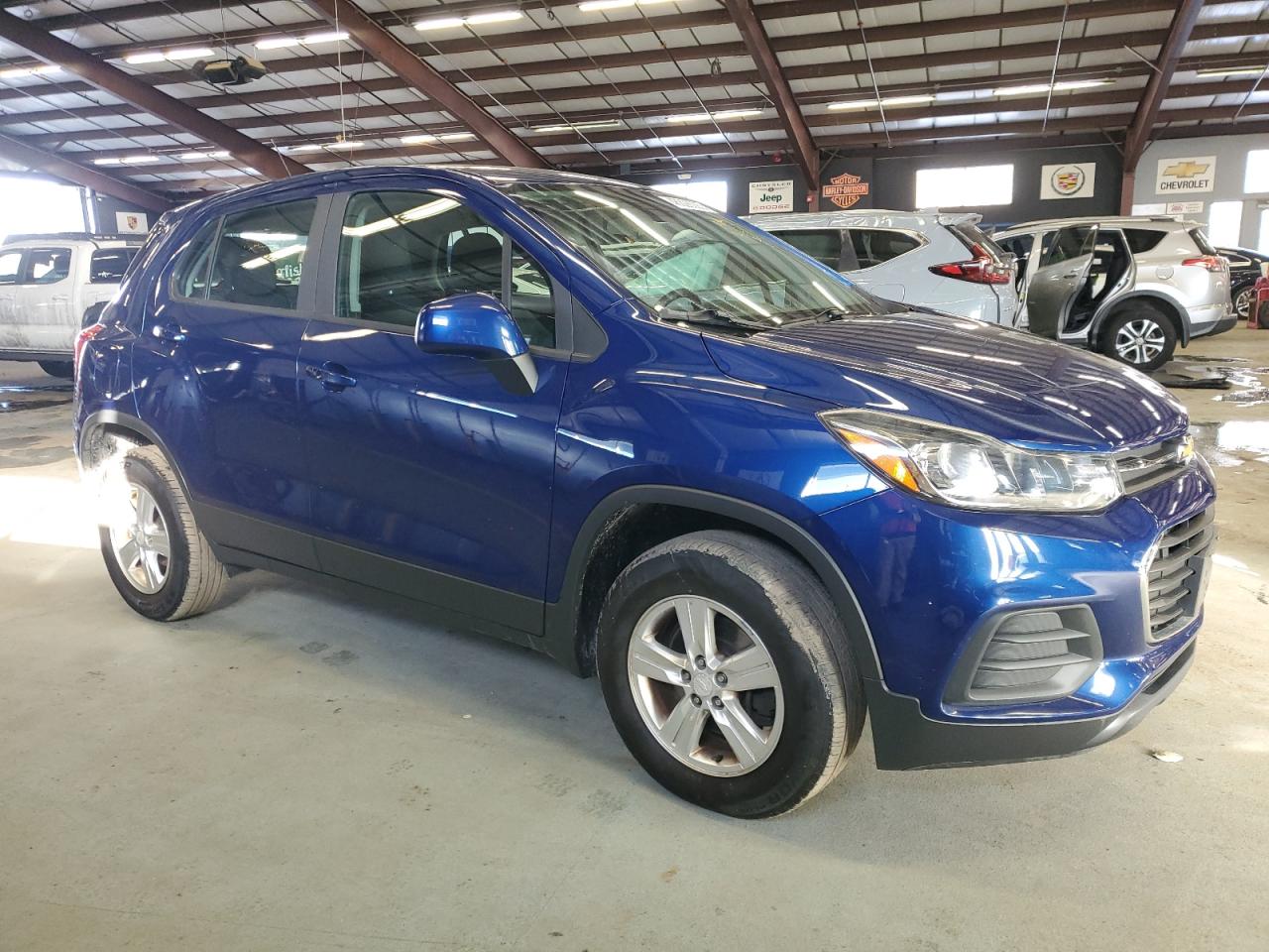 2017 Chevrolet Trax - Image 4