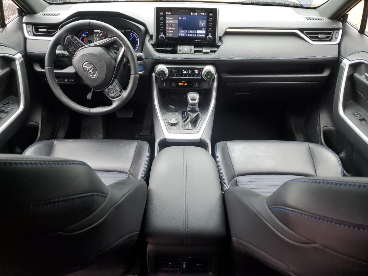 2019 Toyota RAV 4 - Image 8