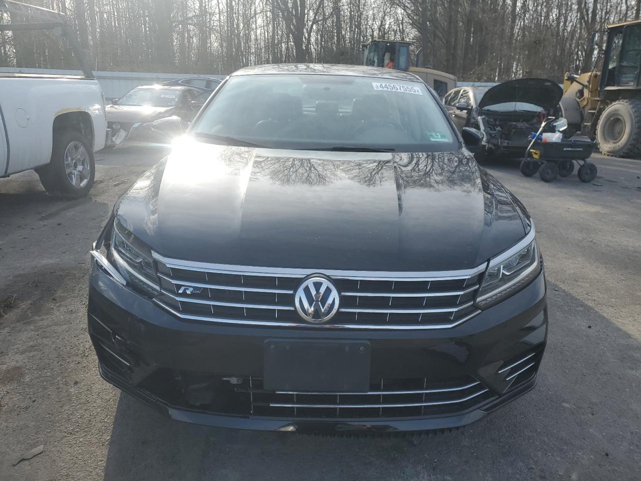 2018 Volkswagen Passat - Image 5