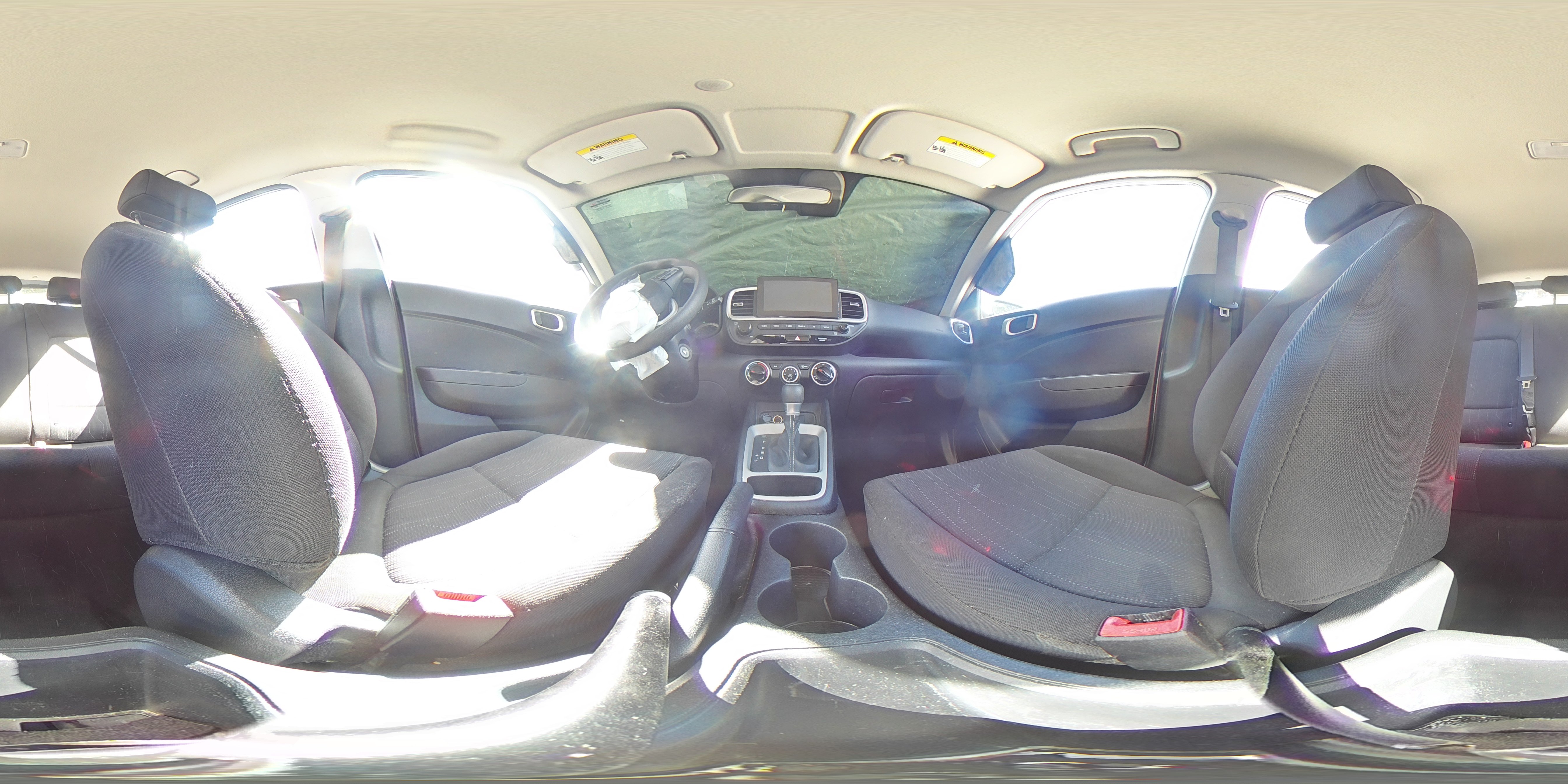 2021 Hyundai Venue - Image 14