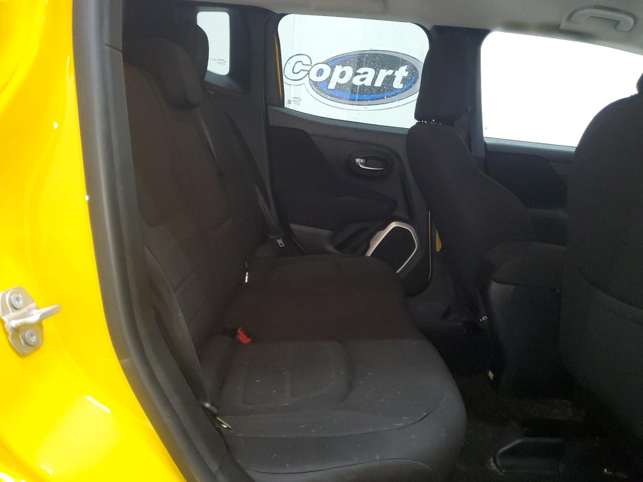 2018 Jeep Renegade - Image 11