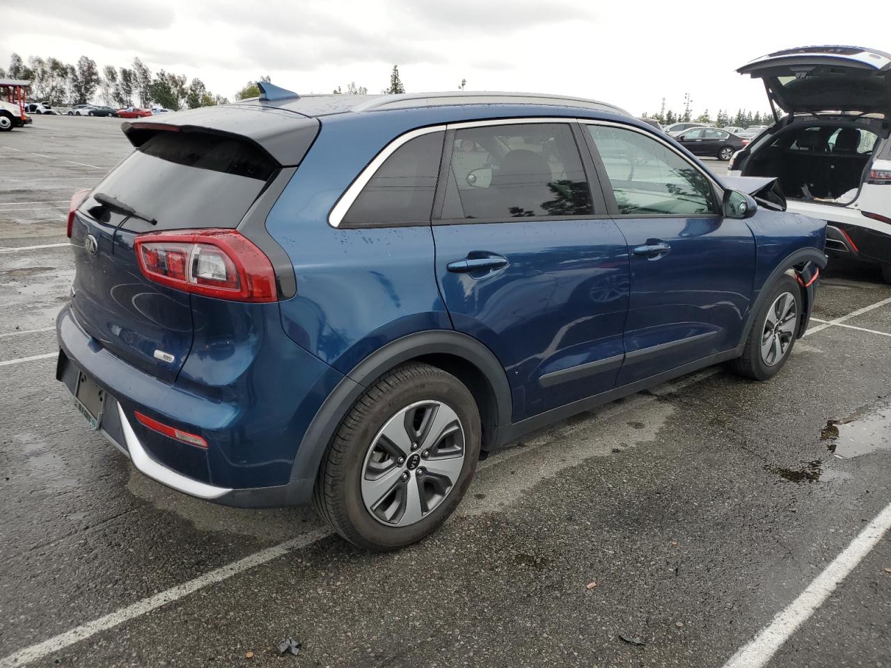 2017 Kia Niro - Image 3