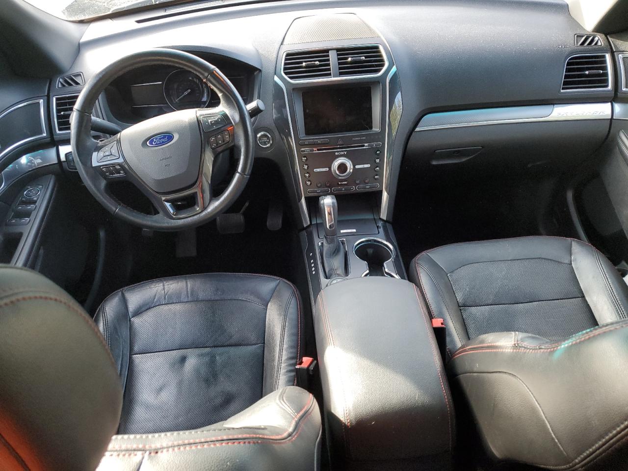2016 Ford Explorer - Image 8