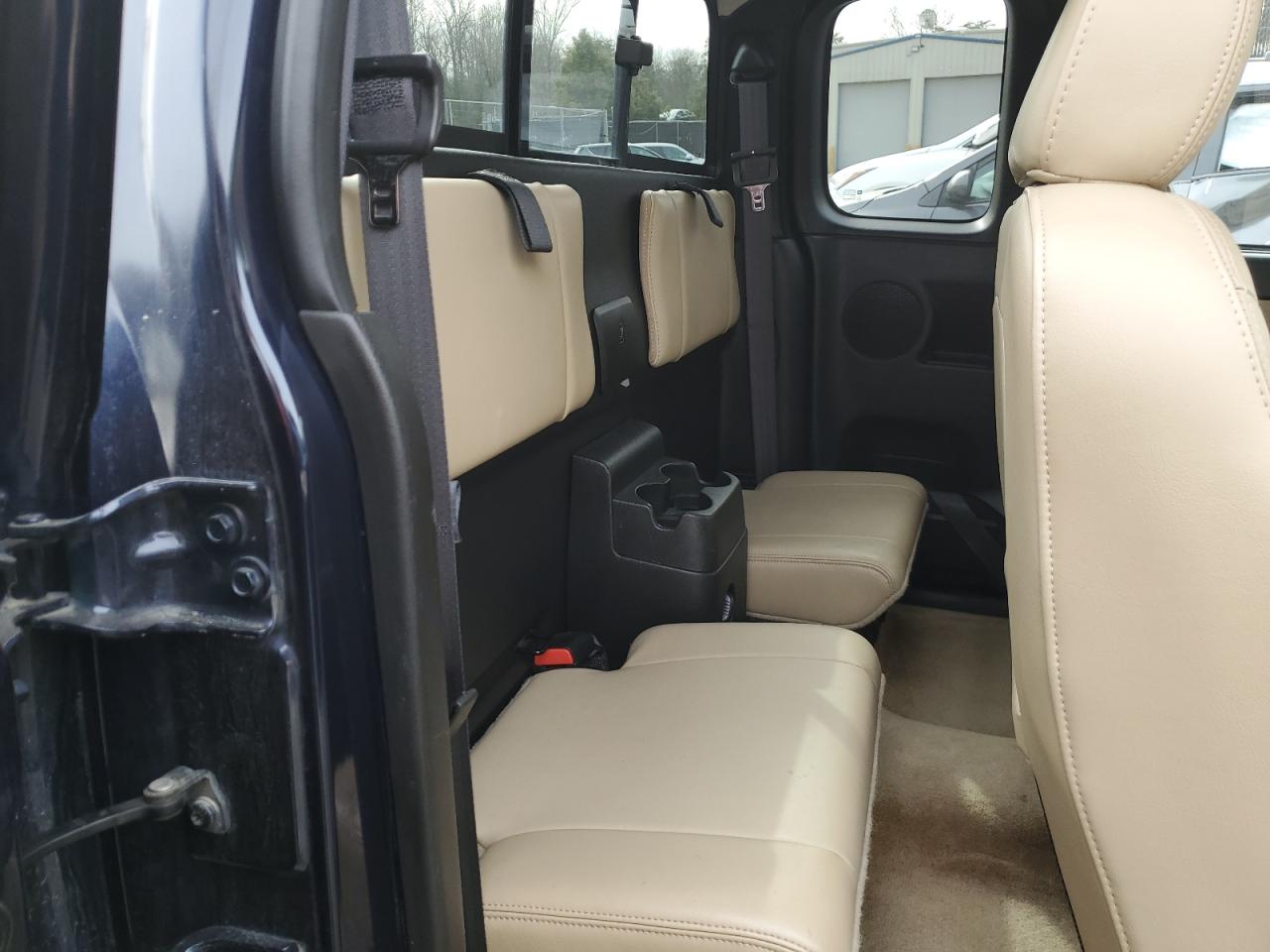 2008 GMC Canyon - Image 11
