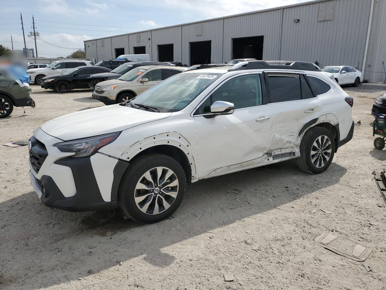 2024 Subaru Outback - Image 1