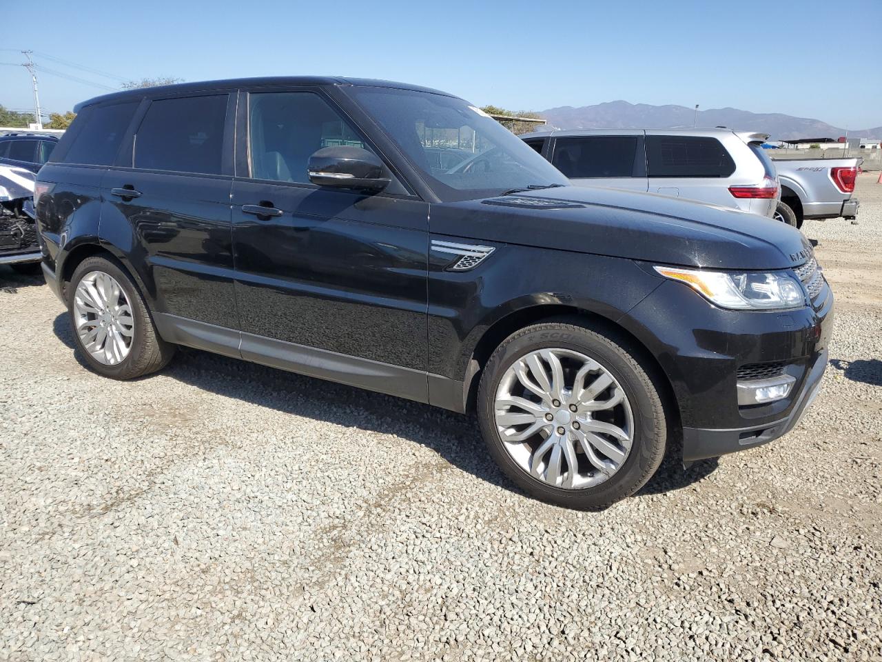 2016 Land Rover Range Rover - Image 4