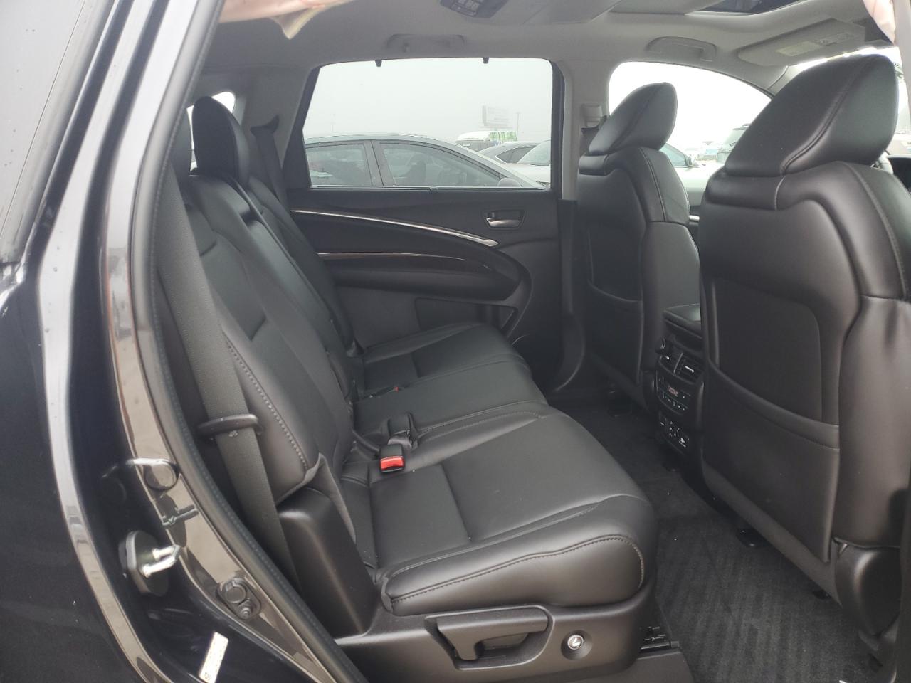 2015 Acura MDX - Image 11