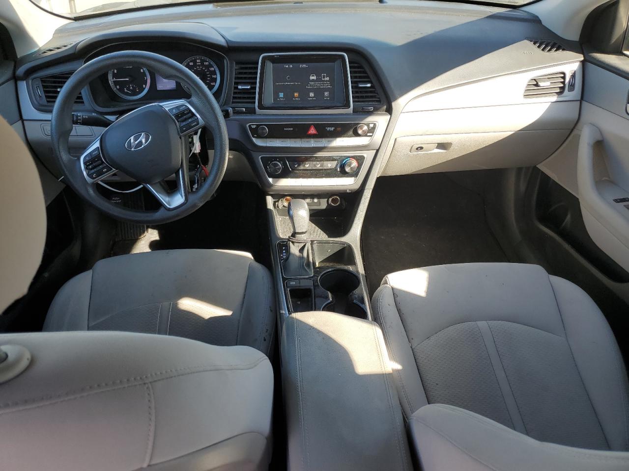 2018 Hyundai Sonata - Image 8