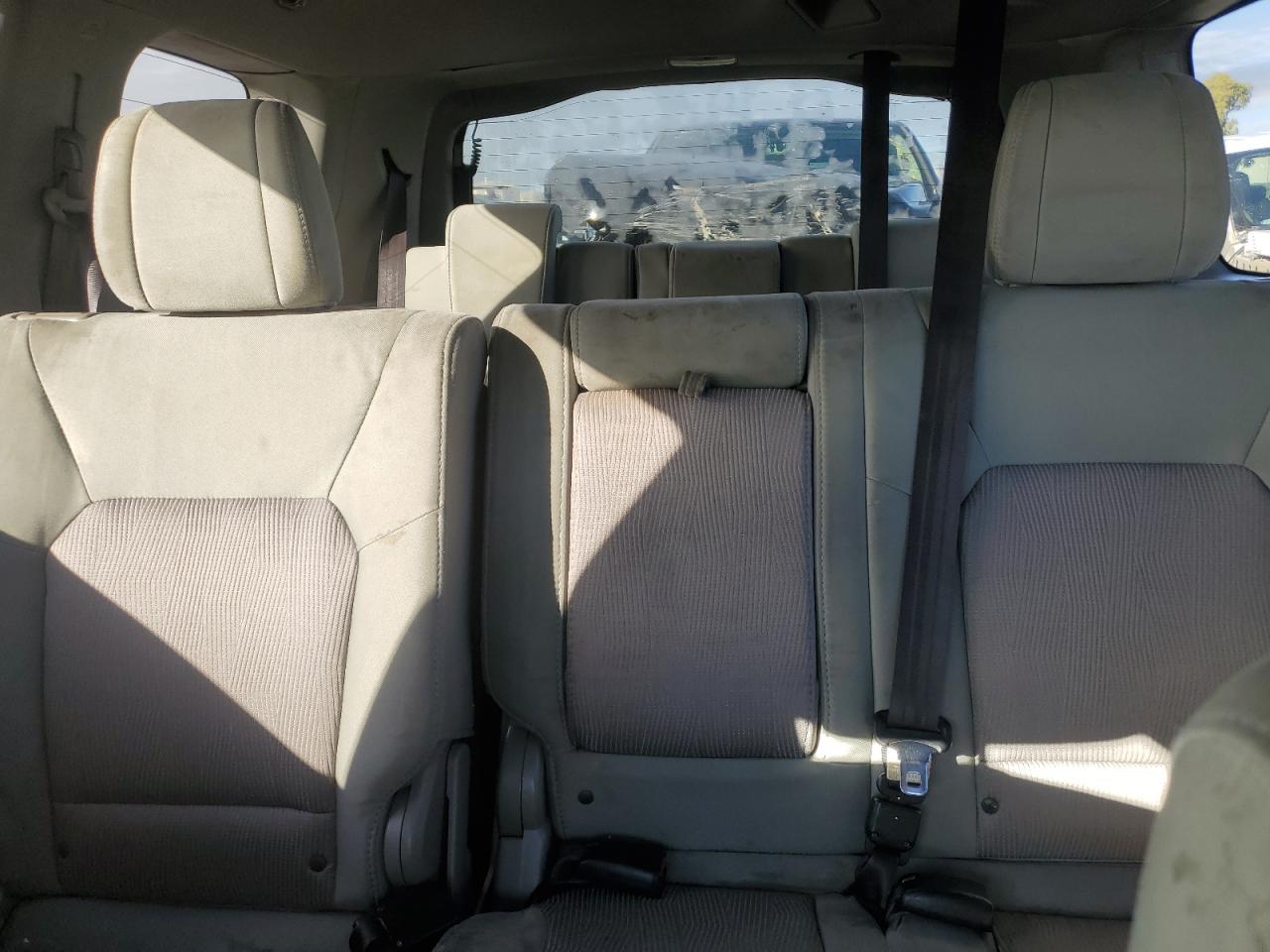 2015 Honda Pilot - Image 10