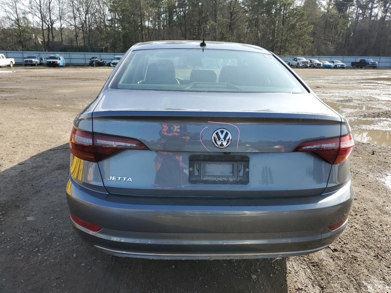 2019 Volkswagen Jetta - Image 6
