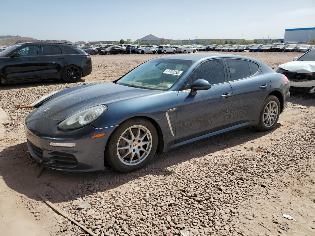 2014 Porsche Panamera 2