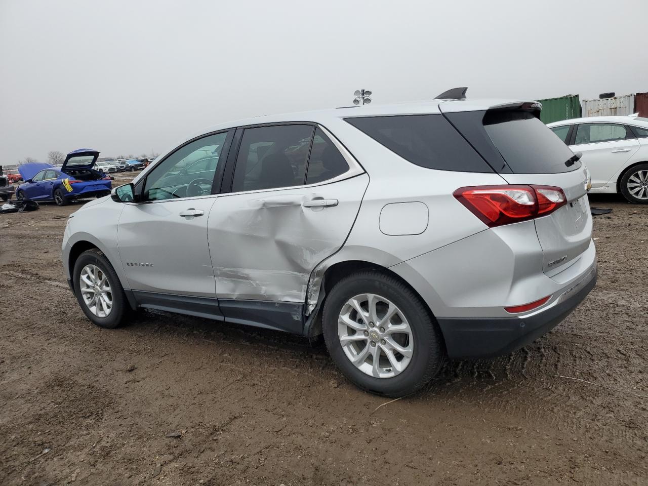 2018 Chevrolet Equinox - Image 2