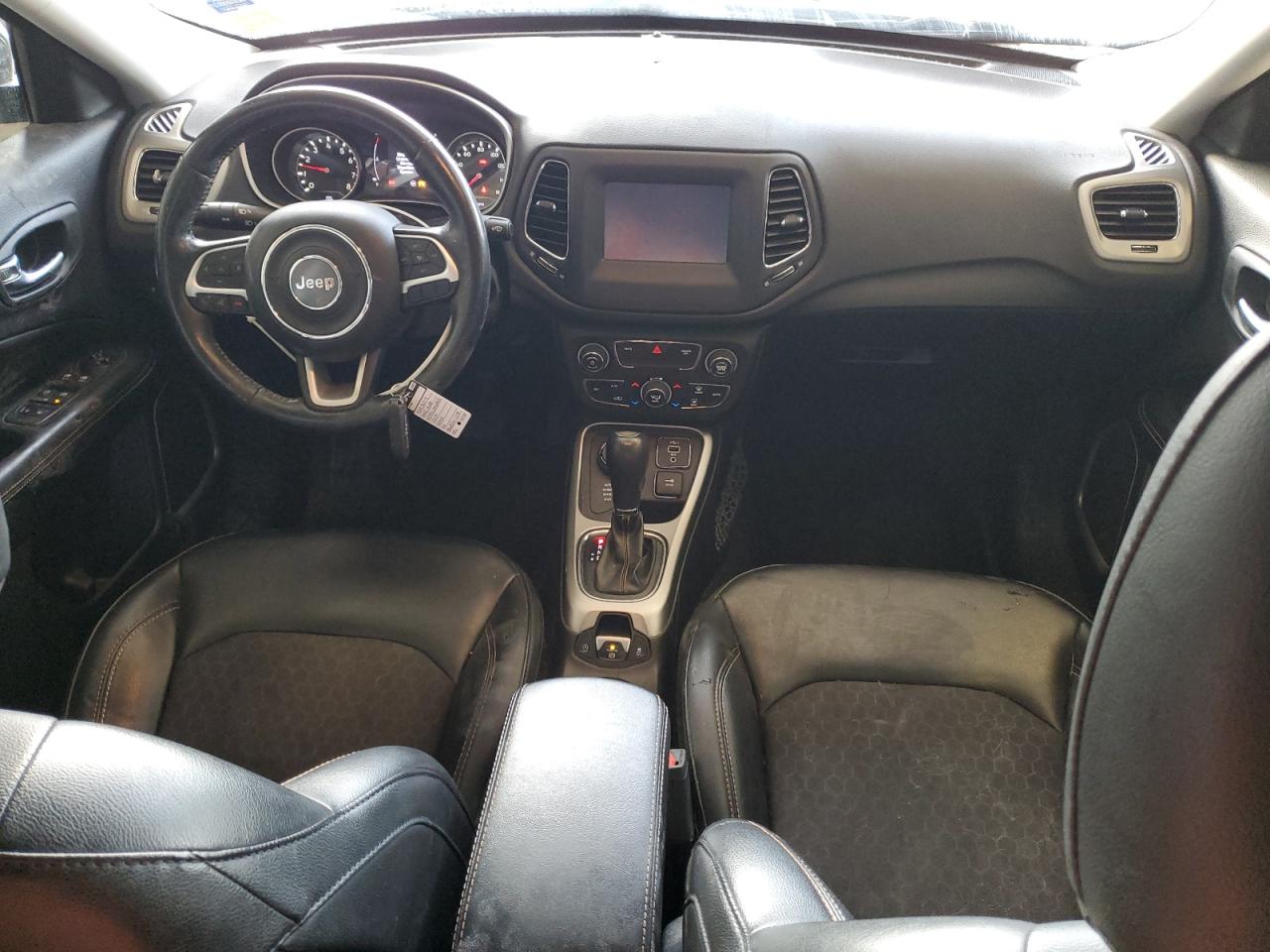 2019 Jeep Compass - Image 8