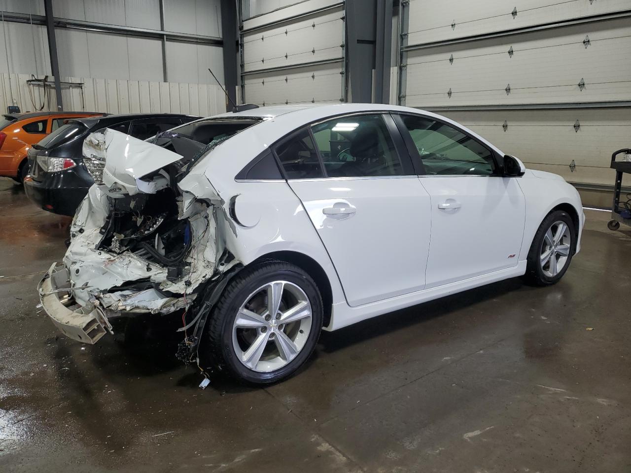 2015 Chevrolet Cruze - Image 3