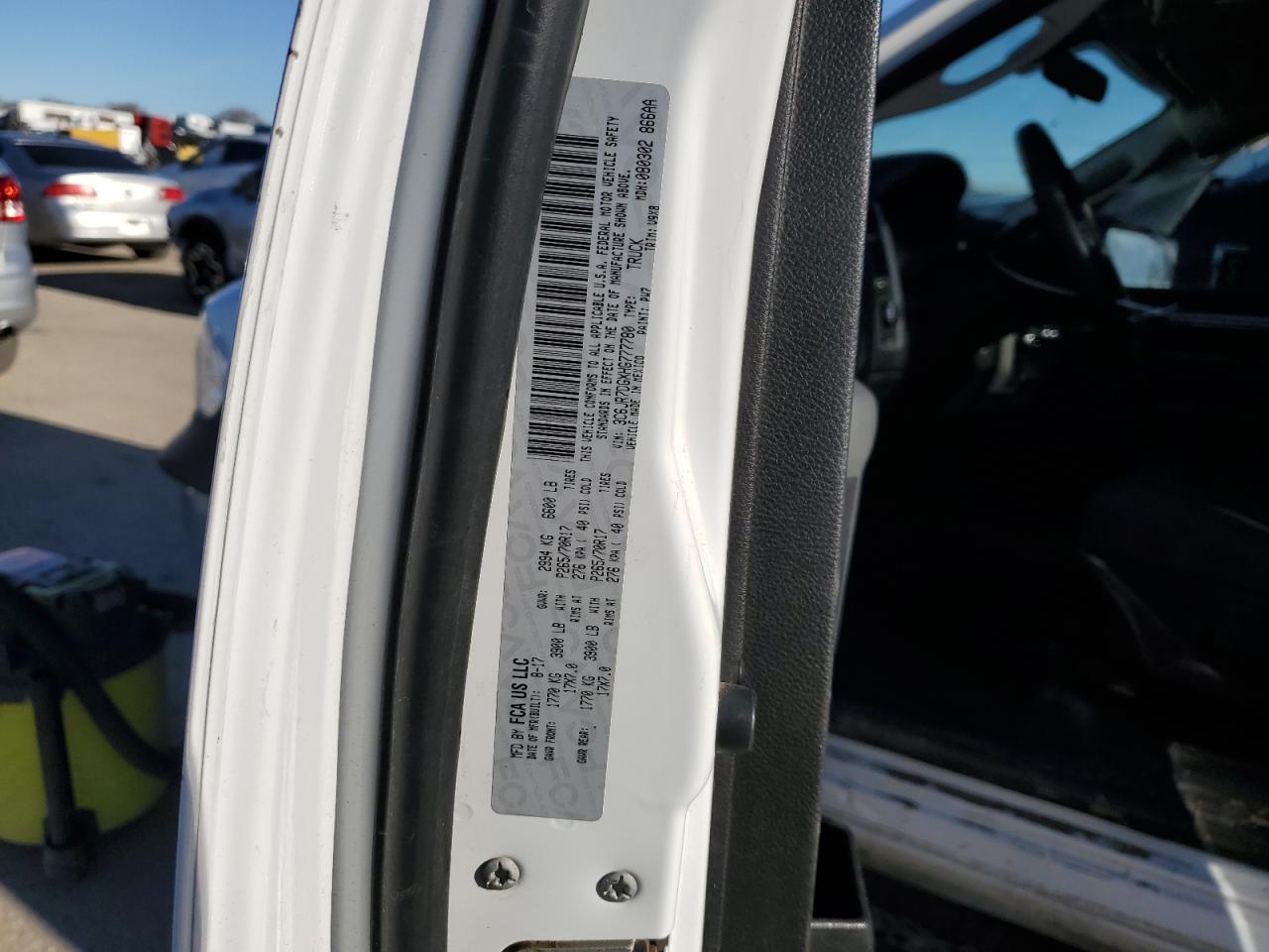 2017 RAM 1500 - Image 12
