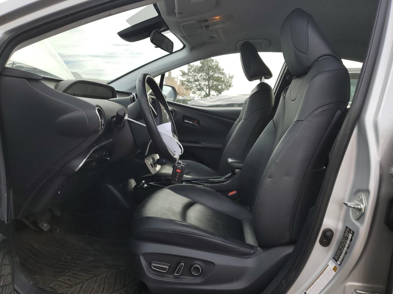 2017 Toyota Prius - Image 7