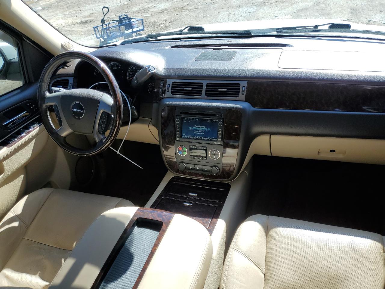 2011 GMC Yukon - Image 8