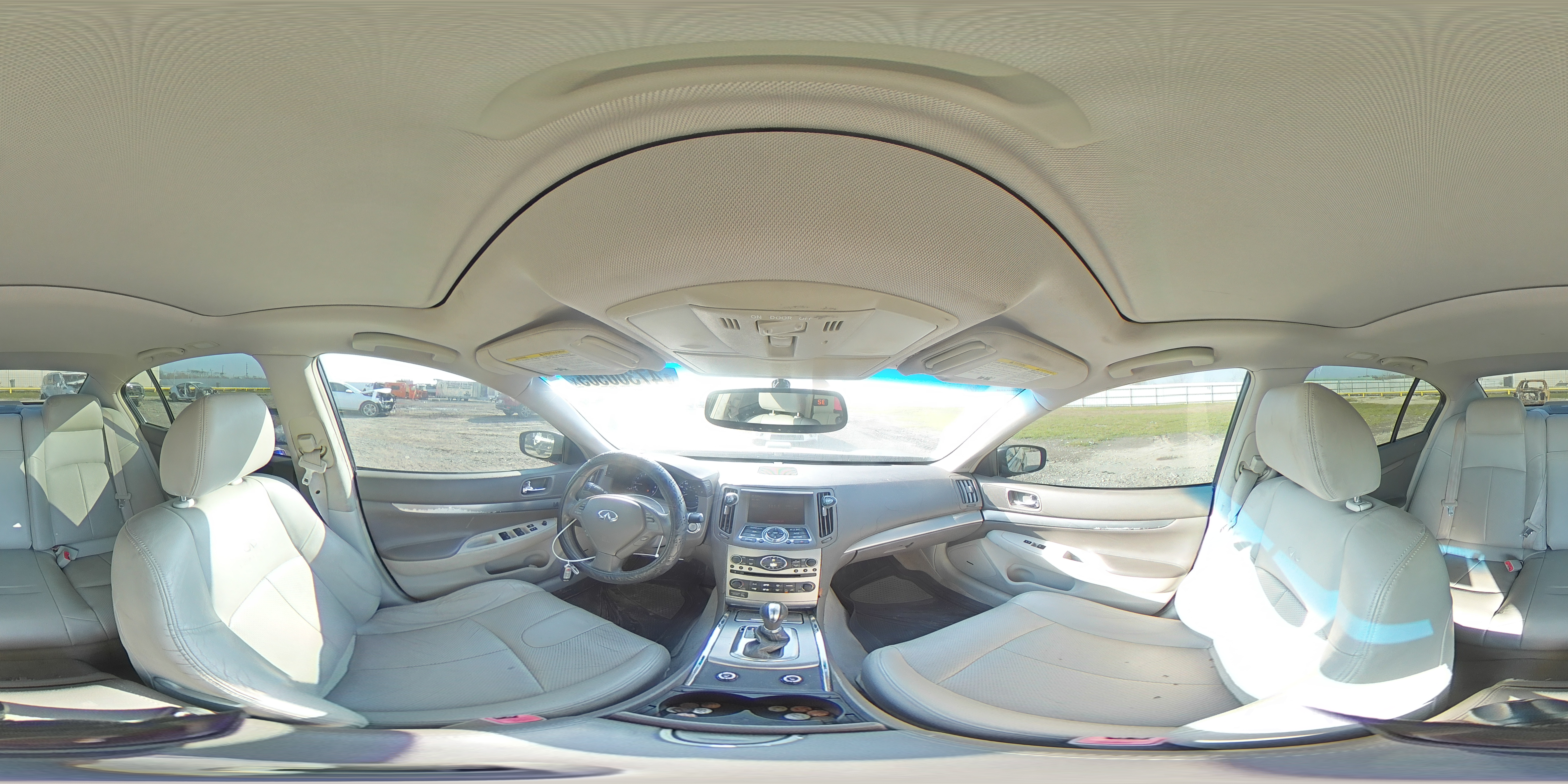 2010 Infiniti G - Image 13