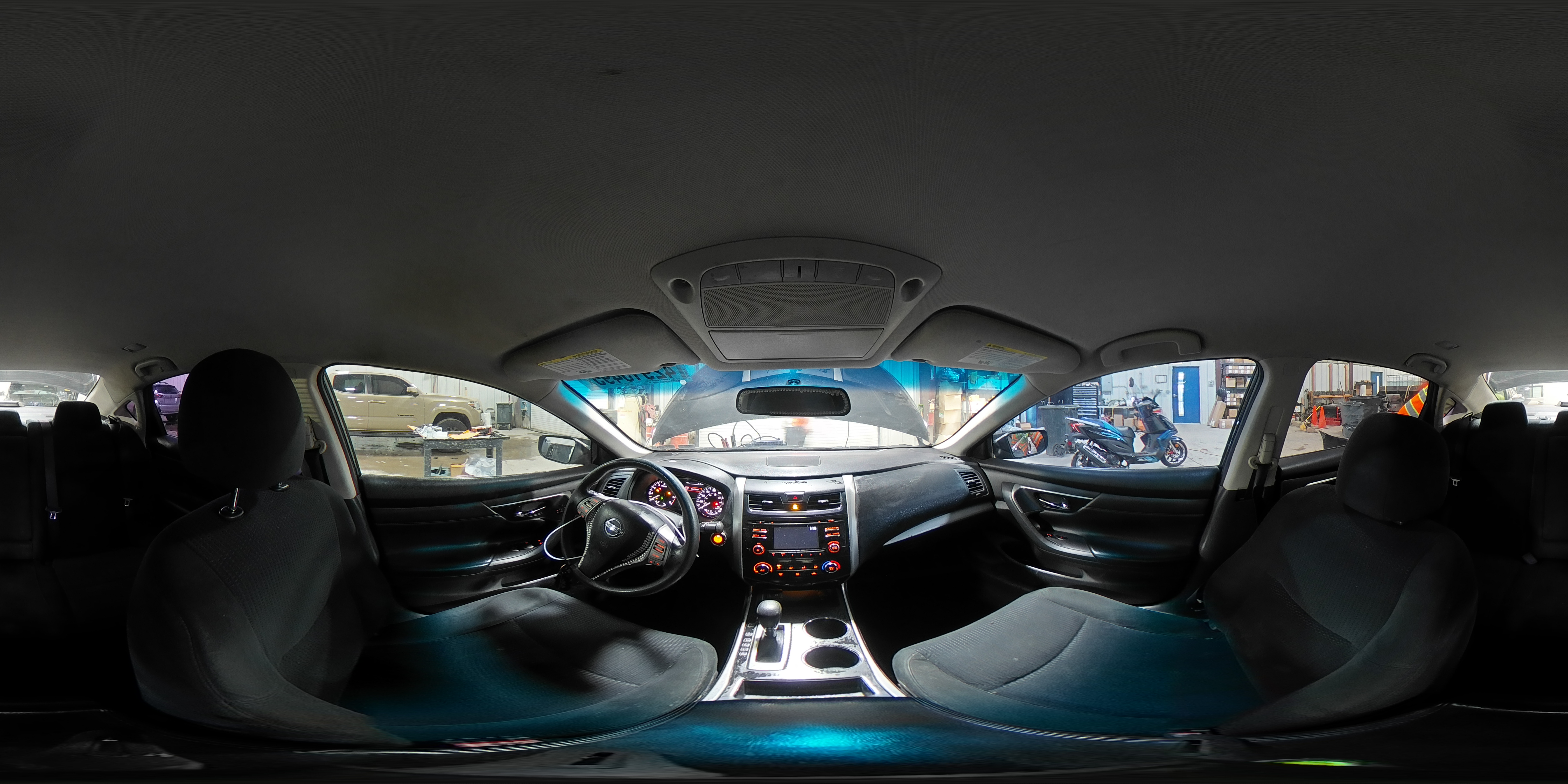 2015 Nissan Altima - Image 15