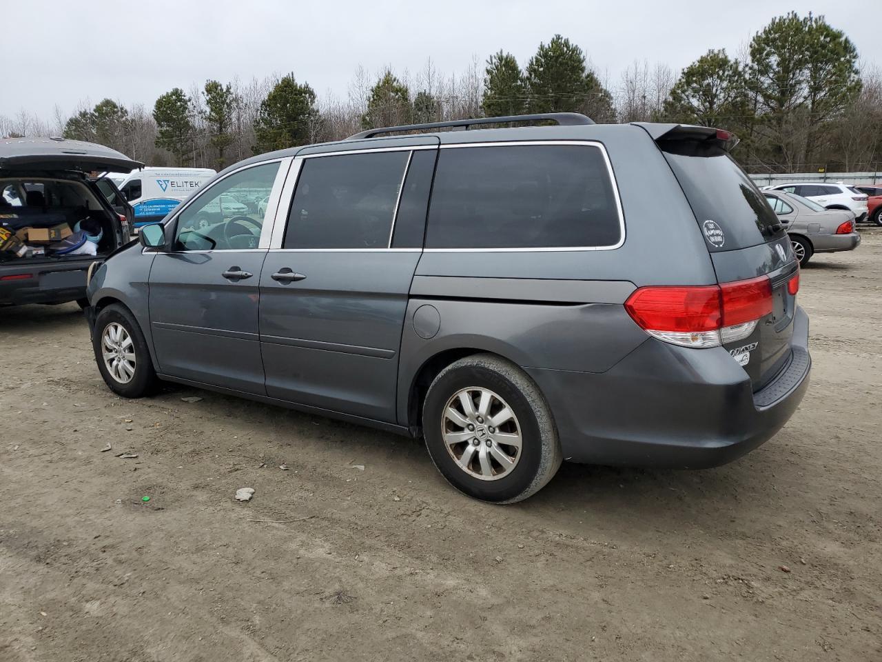 2010 Honda Odyssey - Image 2