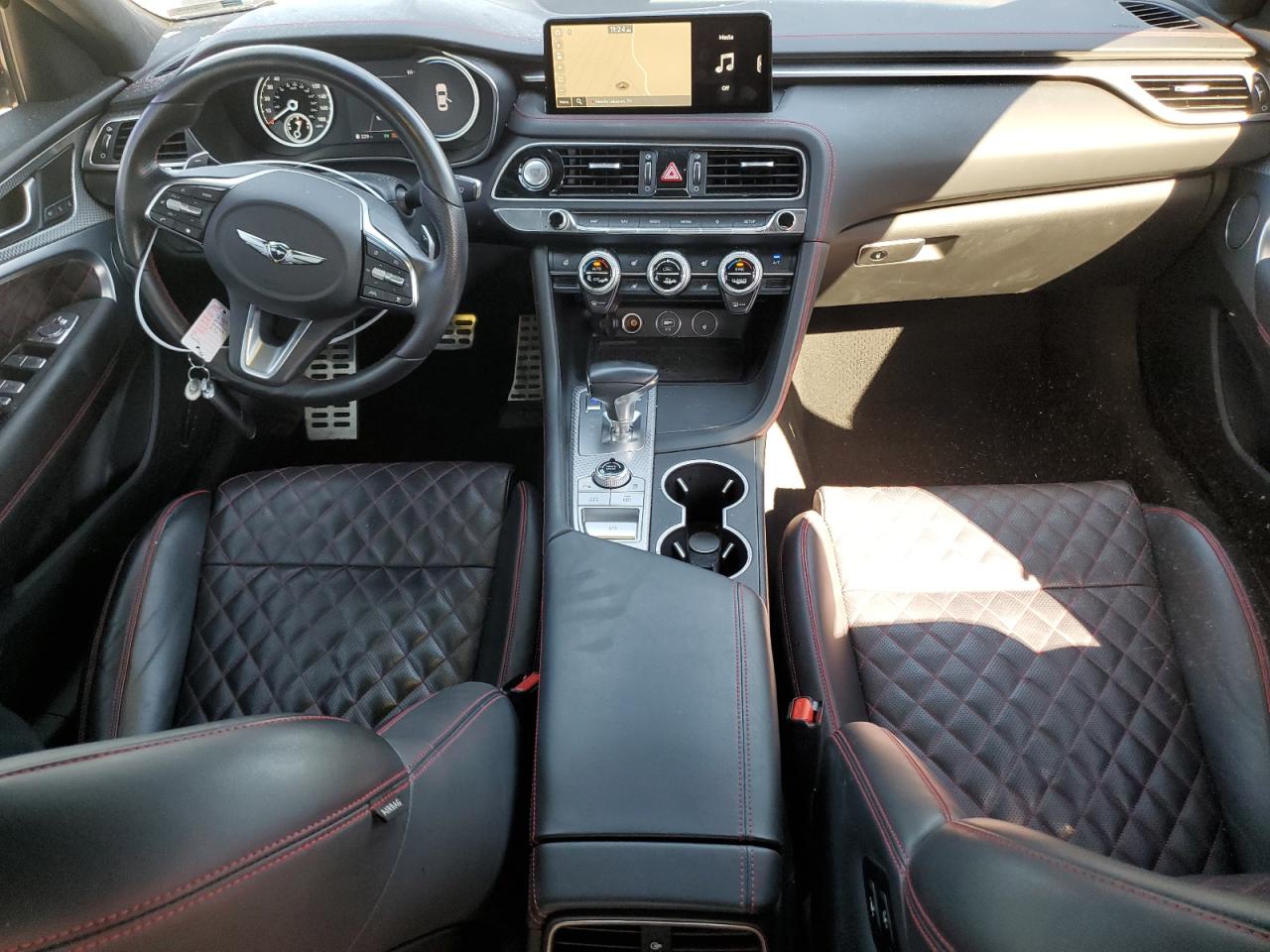 2022 Genesis G70 - Image 8