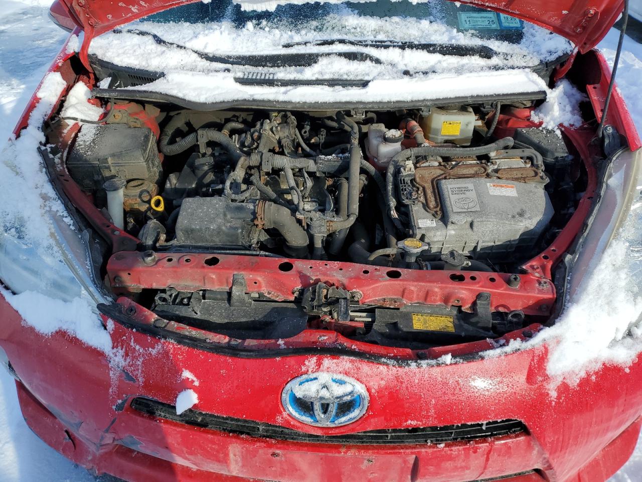 2014 Toyota Prius - Image 11