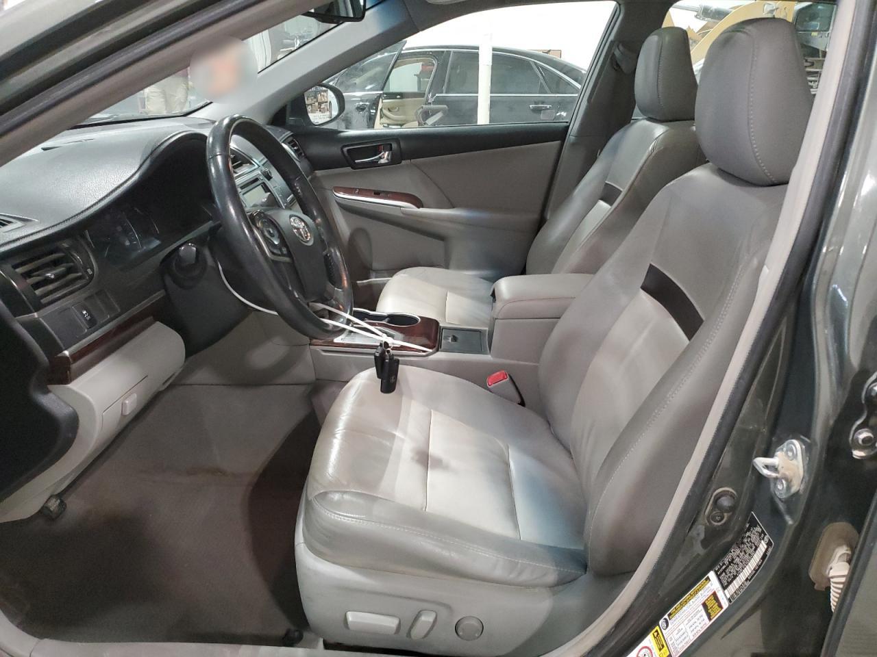 2012 Toyota Camry - Image 7