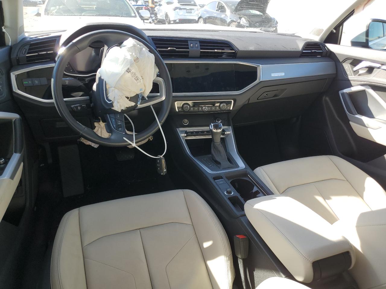 2022 Audi Q3 - Image 8