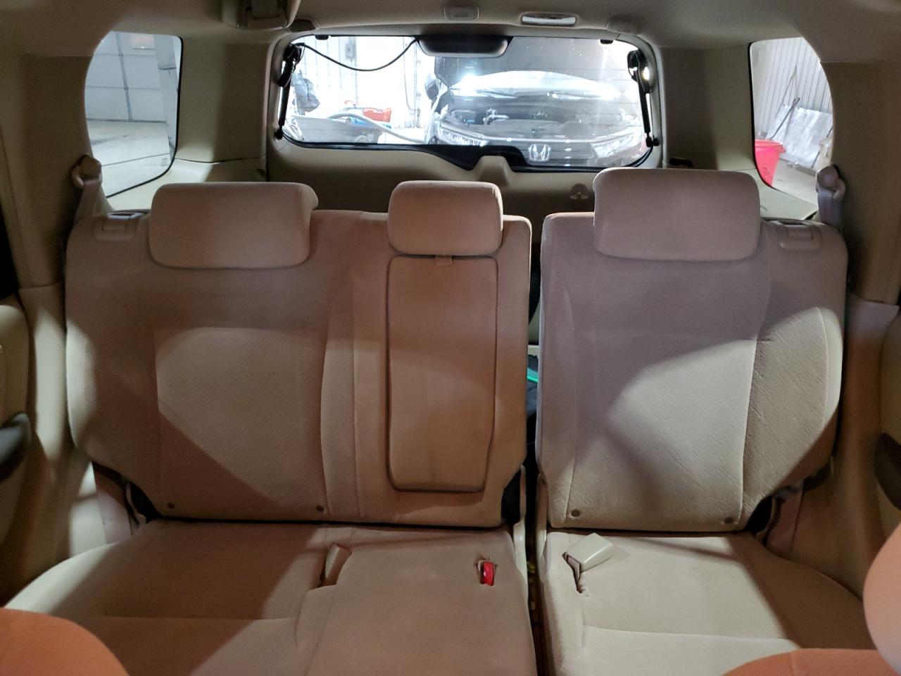 2005 Honda CR-V - Image 10