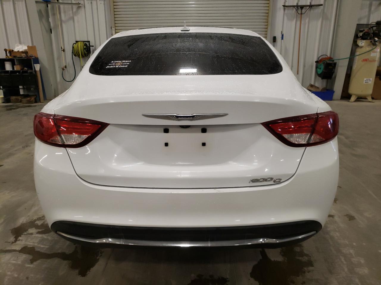 2015 Chrysler 200 - Image 6