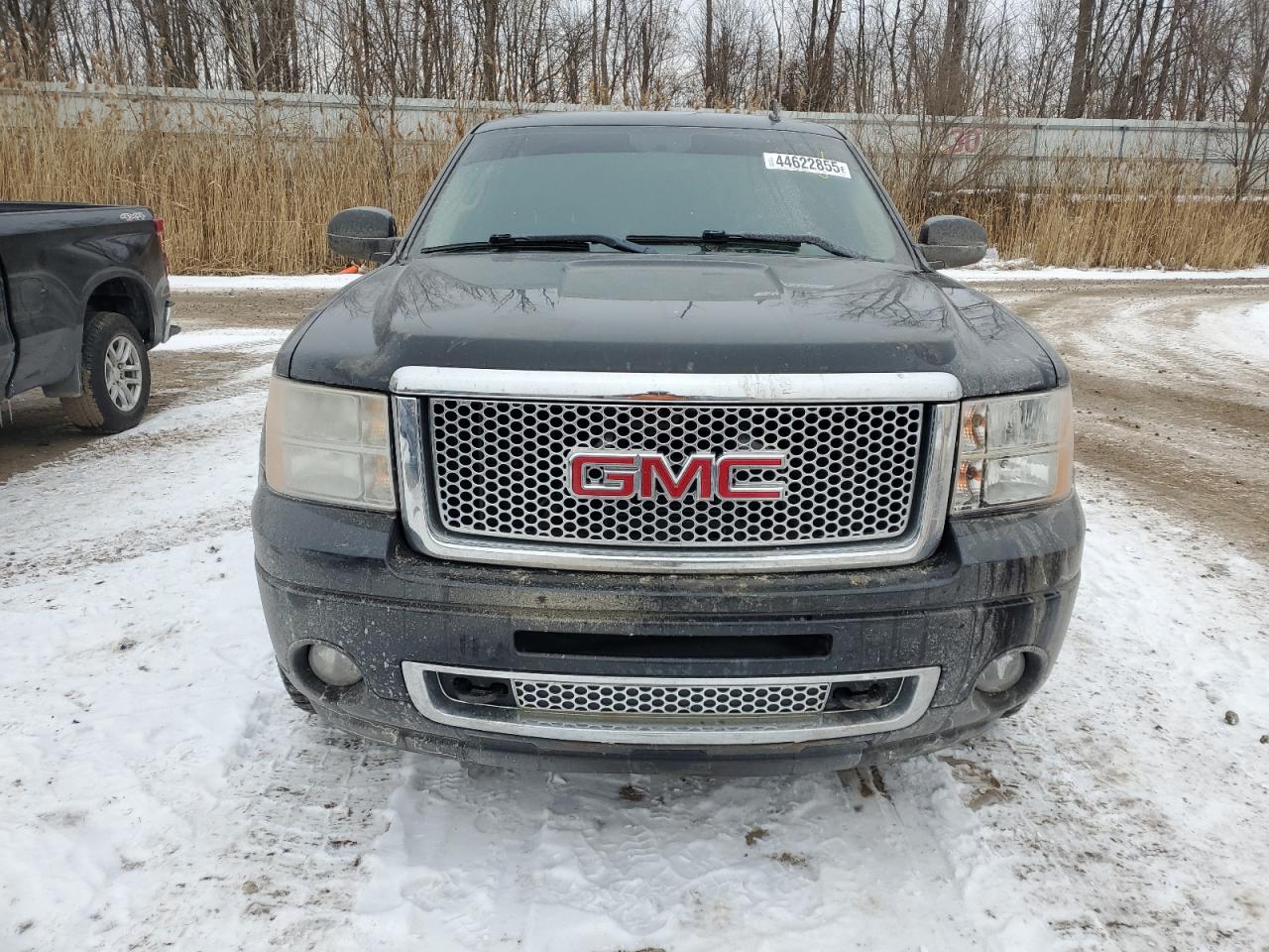 2011 GMC Sierra - Image 5