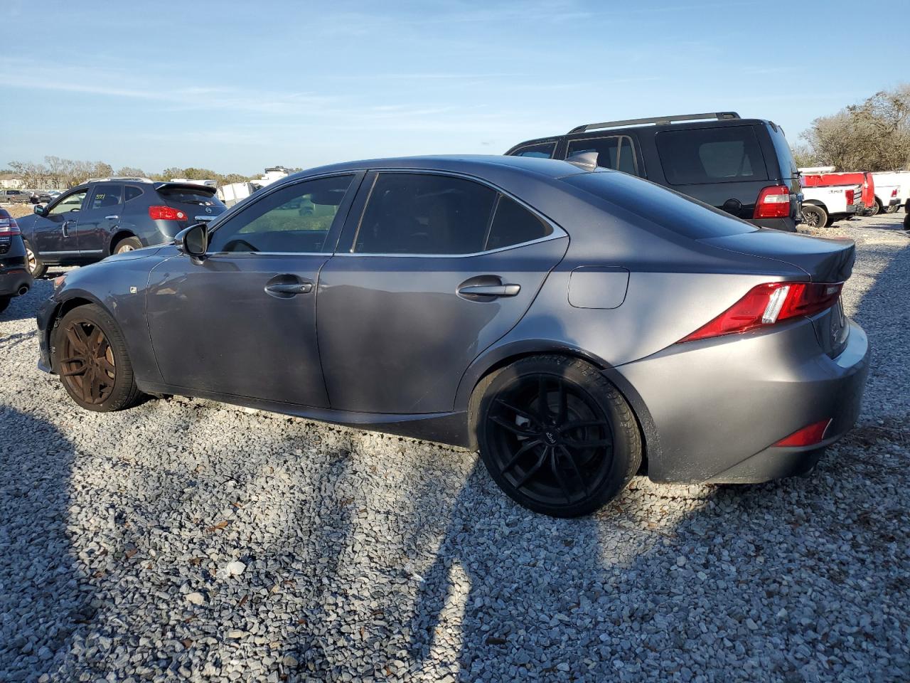 2015 Lexus IS - Image 2