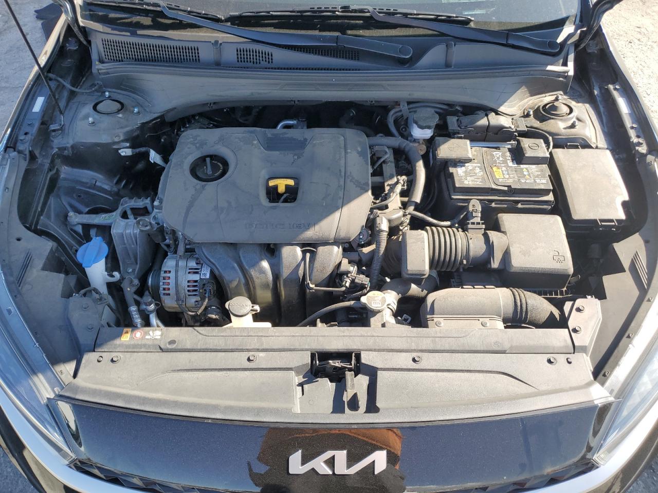 2022 Kia Forte - Image 13