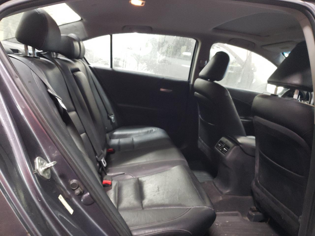 2013 Honda Accord - Image 10