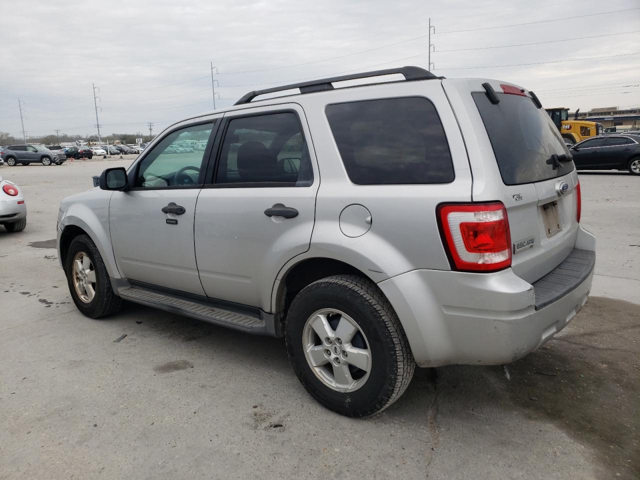 2009 Ford Escape - Image 2